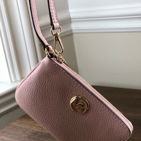 NWT Michael Kors Fulton wristlet wallet - Picture 6 of 6